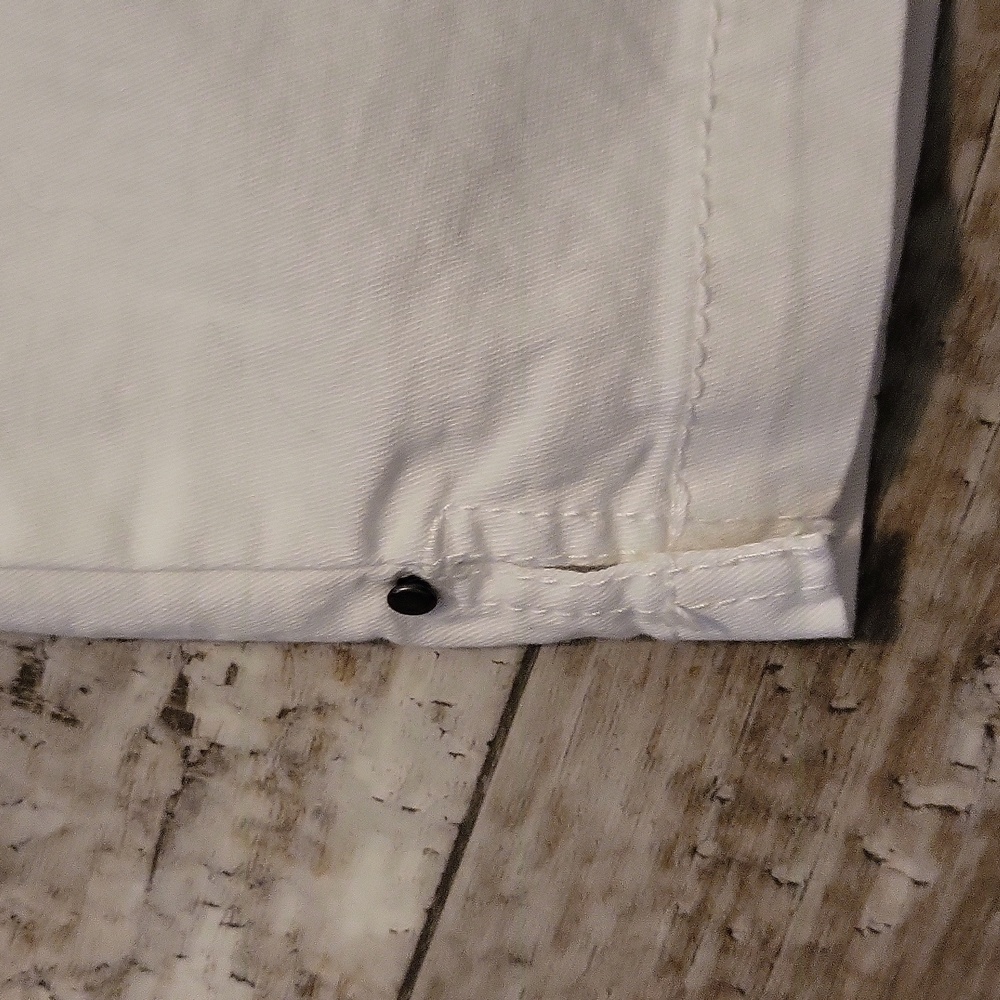 Style & Co White Capri's - Picture 2 of 10
